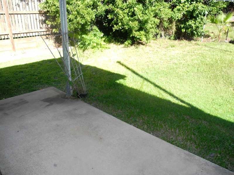 28 Campbell Street, Clinton QLD 4680