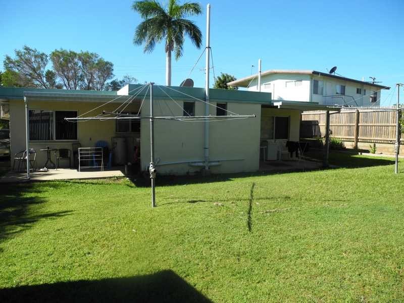 28 Campbell Street, Clinton QLD 4680