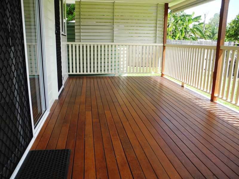 12 Hickman Street, Bororen QLD 4678