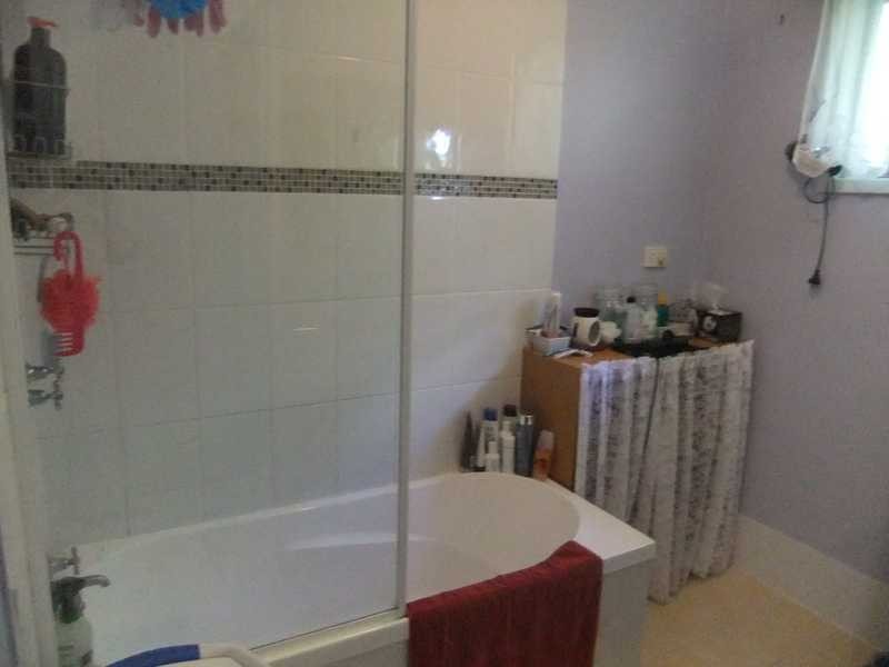 6 Bellemere Court, Boyne Island QLD 4680