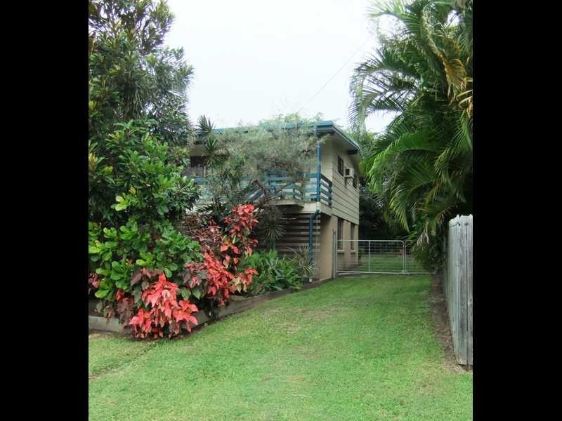 6 Bellemere Court, Boyne Island QLD 4680