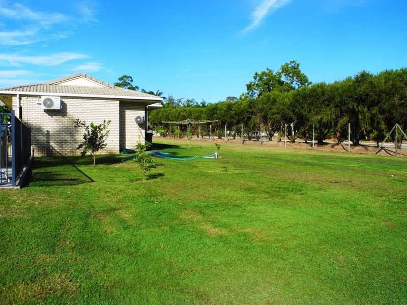 8 Silverton Drive, Tannum Sands QLD 4680