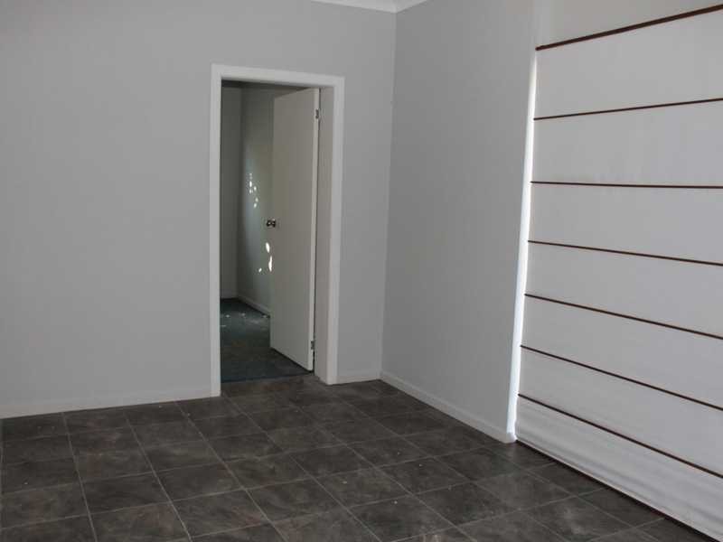 15 Yukana Street, Boyne Island QLD 4680