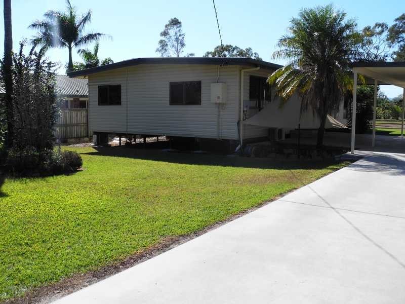 6 Kent Street, Bororen QLD 4678