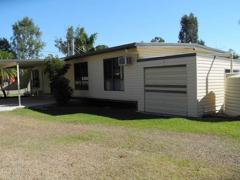6 Kent Street, Bororen QLD 4678