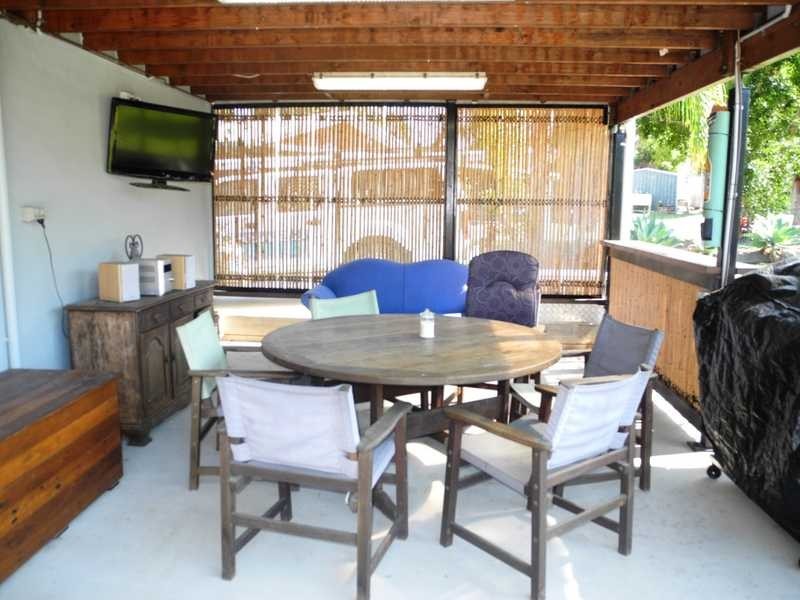 8 Andrew Court, Boyne Island QLD 4680