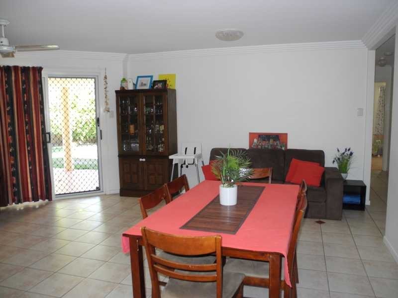 11 Lighthouse Drive, Boyne Island QLD 4680