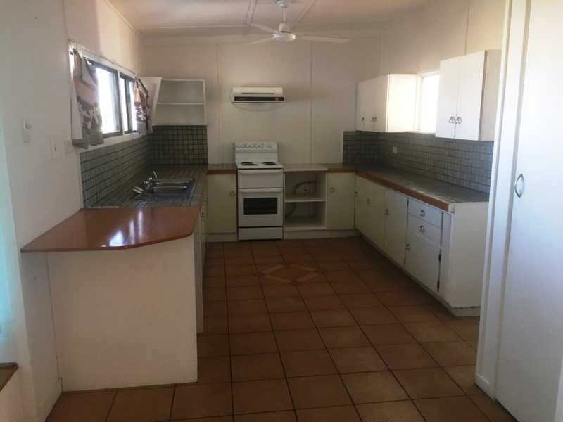 28 Booth Avenue, Tannum Sands QLD 4680