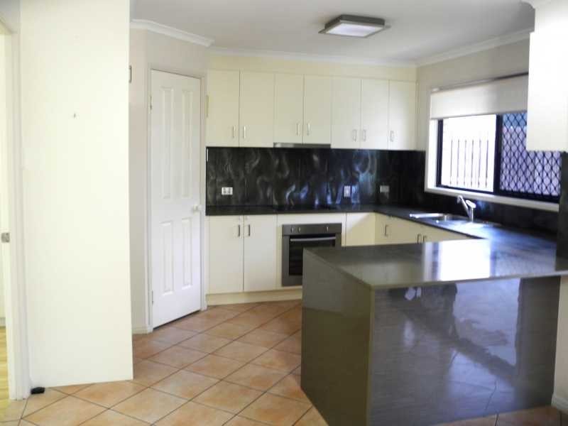 41 Curtis Avenue, Boyne Island QLD 4680