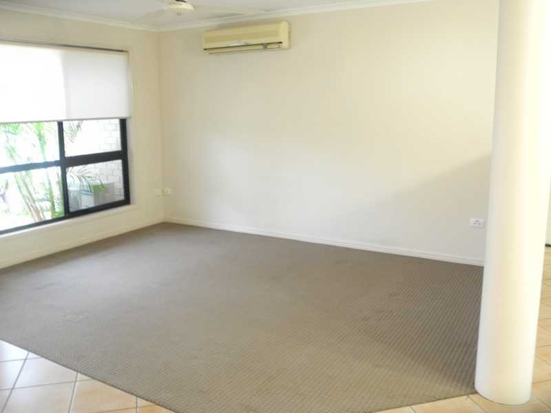 41 Curtis Avenue, Boyne Island QLD 4680