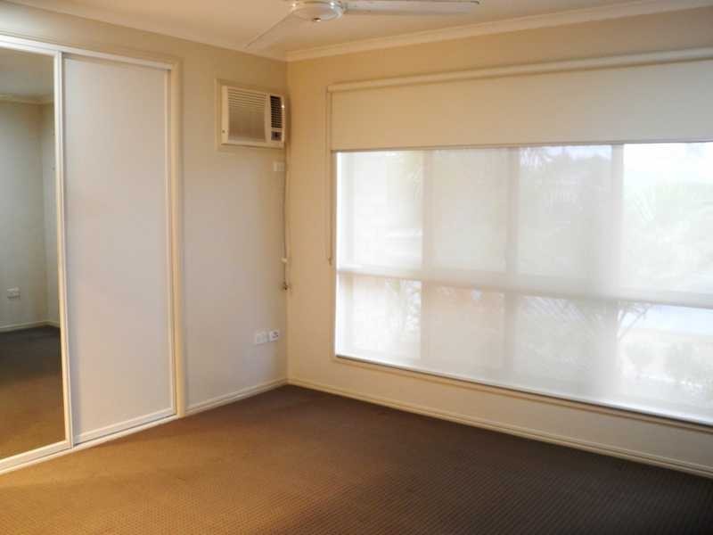 41 Curtis Avenue, Boyne Island QLD 4680