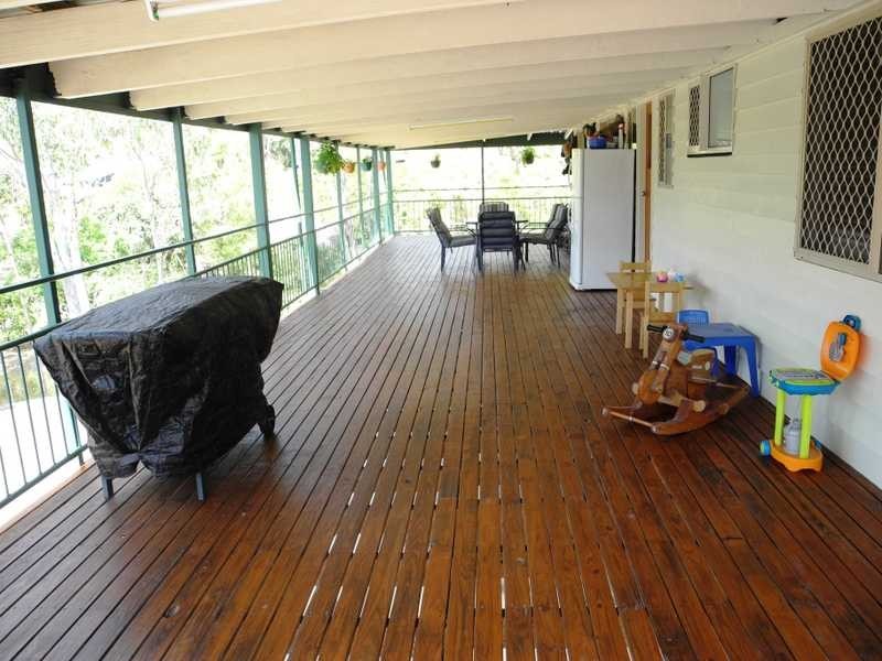 9 Helen Crescent, Wurdong Heights QLD 4680
