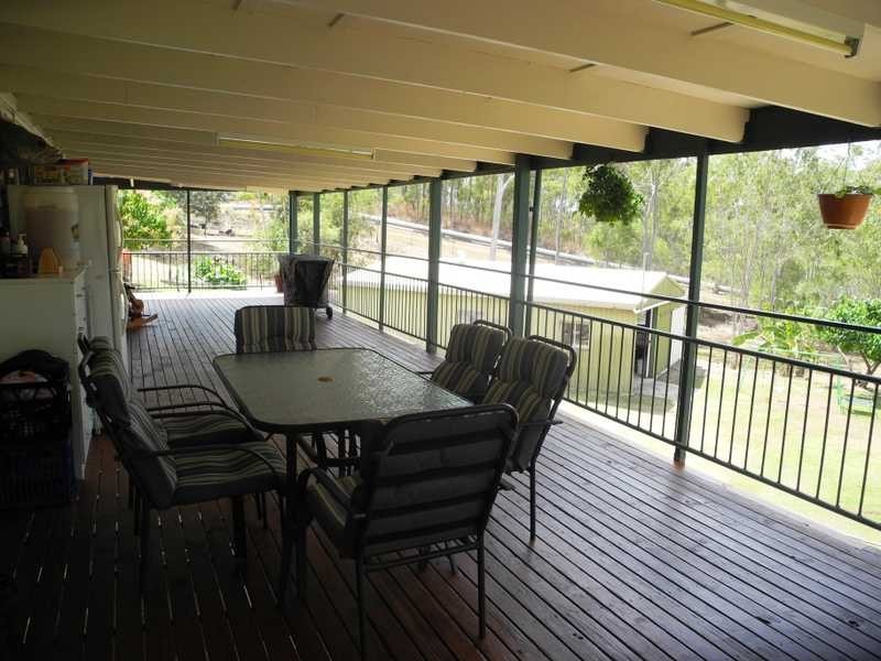 9 Helen Crescent, Wurdong Heights QLD 4680