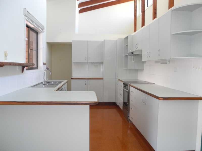 2 Drummond Court, Tannum Sands QLD 4680