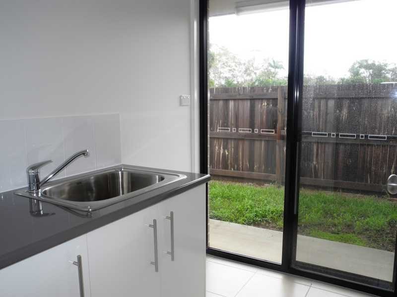 19 Jeana Close, Boyne Island QLD 4680
