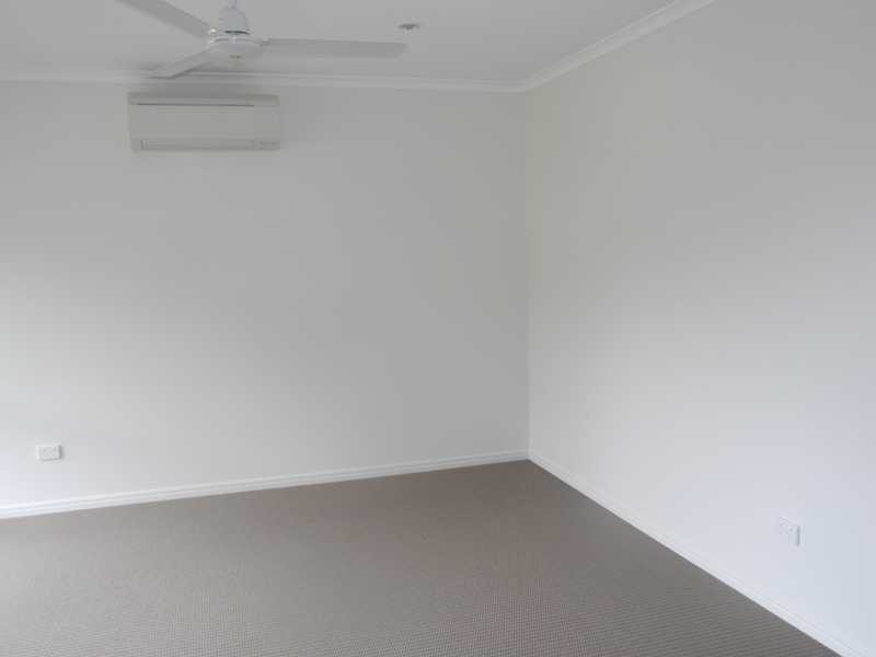 19 Jeana Close, Boyne Island QLD 4680