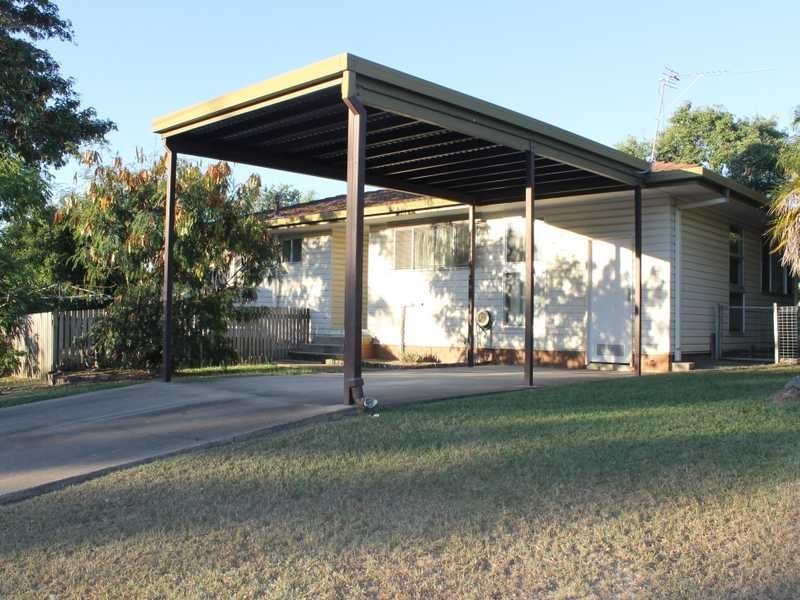 4 Elanora Street, Boyne Island QLD 4680