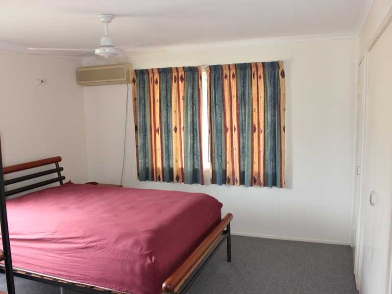 36 Centenary Drive, Boyne Island QLD 4680