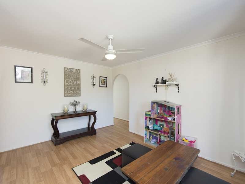 6 Chauvel Court, Boyne Island QLD 4680
