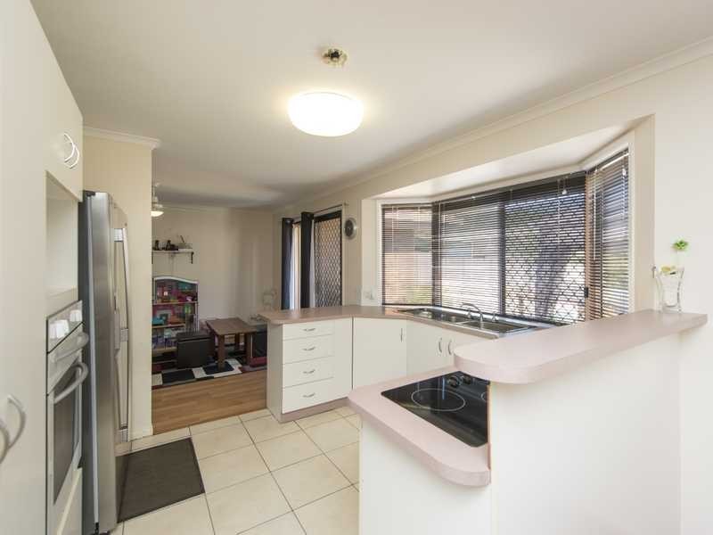 6 Chauvel Court, Boyne Island QLD 4680