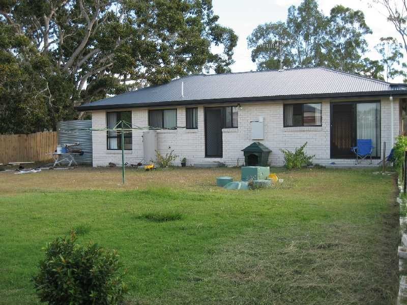 15a Martin Street, Bororen QLD 4678