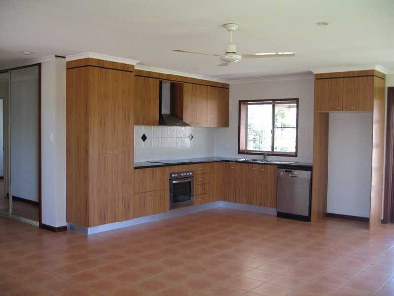 2 Mounter Street, Boyne Island QLD 4680