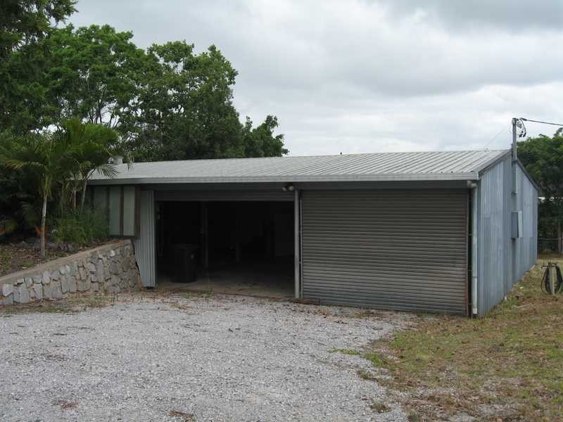 2 Mounter Street, Boyne Island QLD 4680