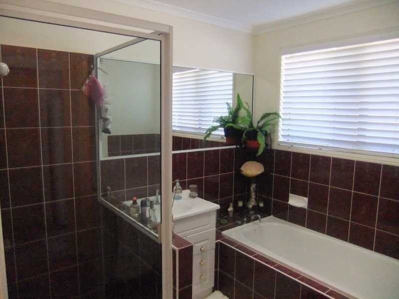 20 Creek Road, Tannum Sands QLD 4680