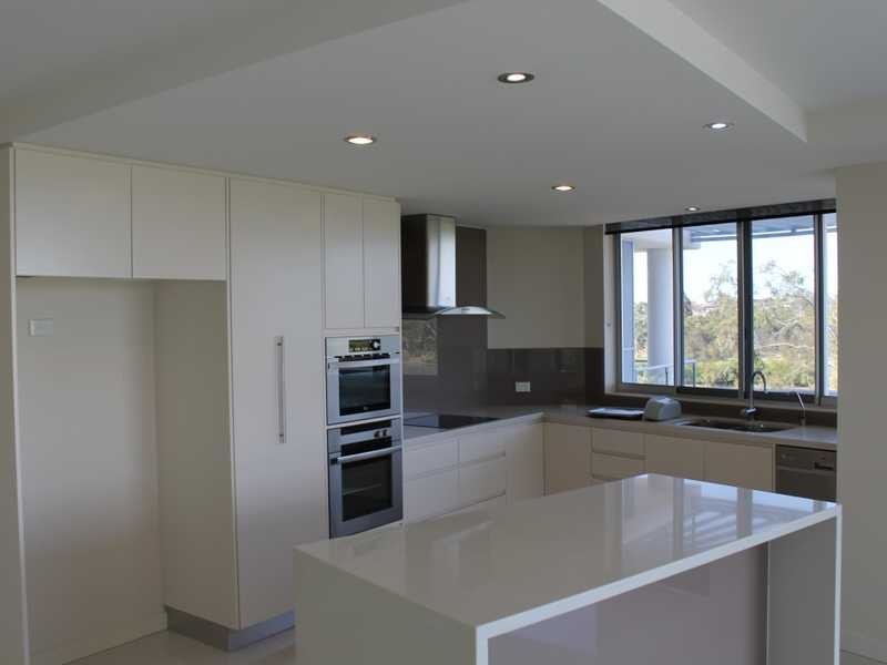 12/2 The Promenade, Boyne Island QLD 4680