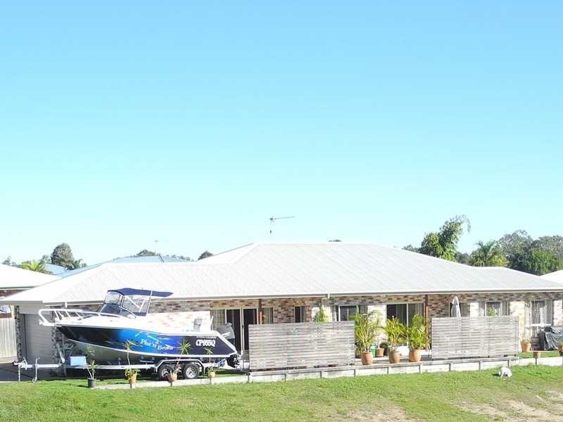 2 A Golfview Drive, Boyne Island QLD 4680