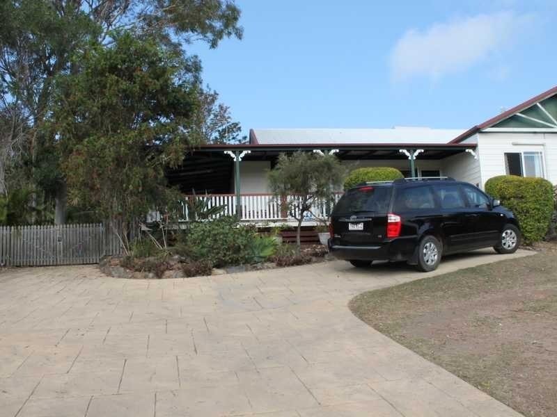 12 Cambridge Close, Tannum Sands QLD 4680