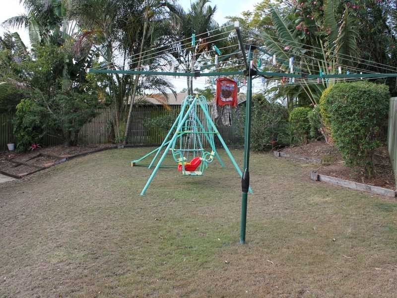 12 Cambridge Close, Tannum Sands QLD 4680