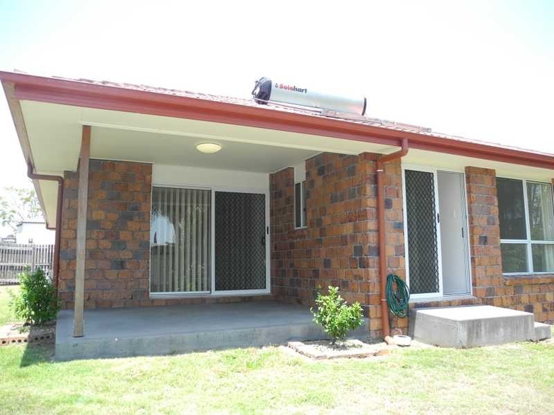 14 Richard Street, Boyne Island QLD 4680