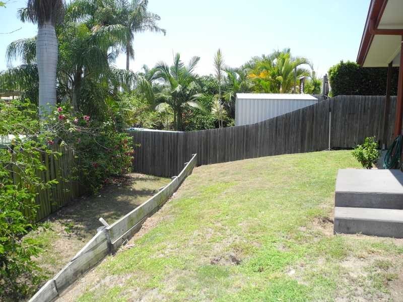 14 Richard Street, Boyne Island QLD 4680