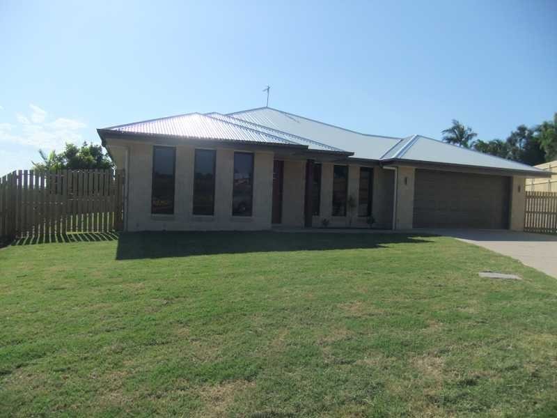 5 Hoddinot, Tannum Sands QLD 4680