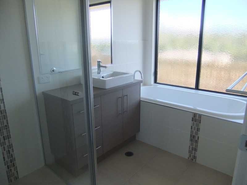 5 Hoddinot, Tannum Sands QLD 4680