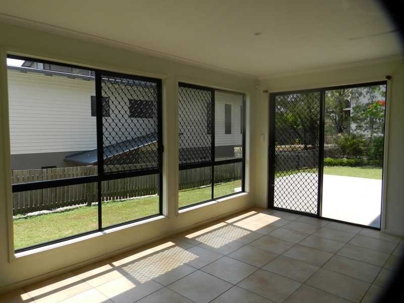 48 Malpas Street, Boyne Island QLD 4680