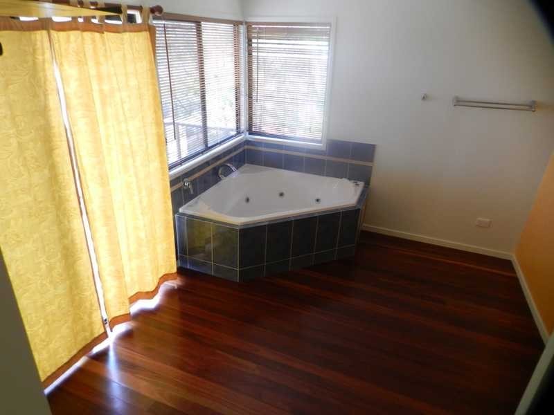 48 Malpas Street, Boyne Island QLD 4680