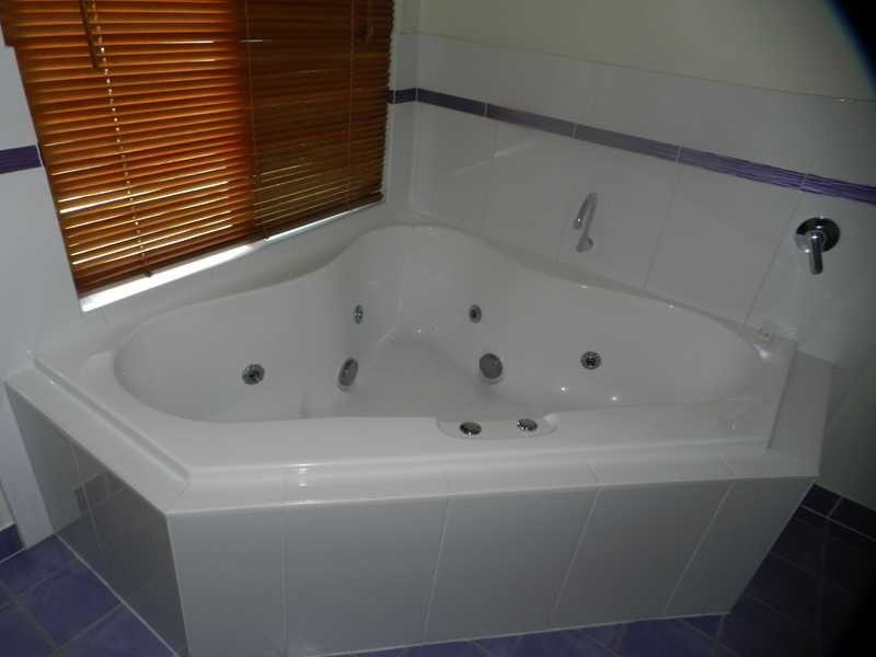 48 Malpas Street, Boyne Island QLD 4680