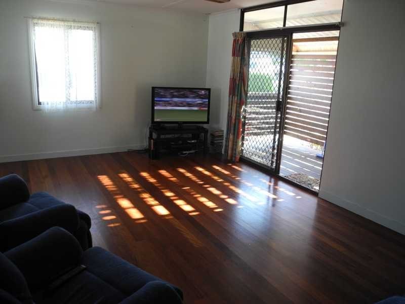 39 Amaroo Street, Boyne Island QLD 4680