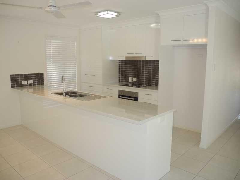 12 Melanie Court, Boyne Island QLD 4680