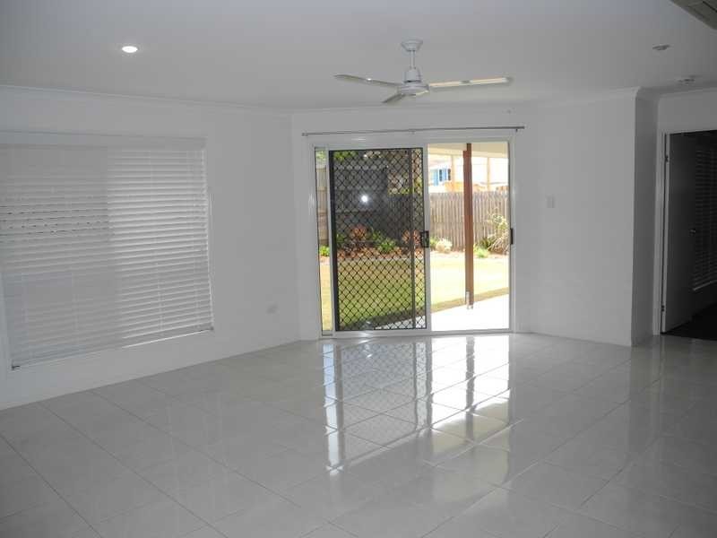 12 Melanie Court, Boyne Island QLD 4680