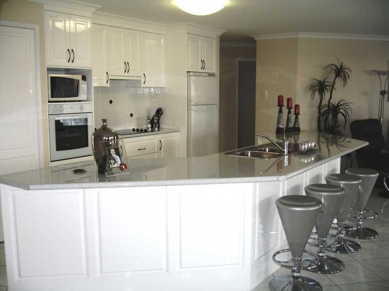 4 Jeana Close, Boyne Island QLD 4680