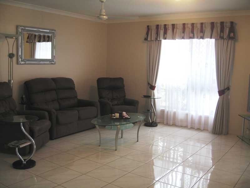 4 Jeana Close, Boyne Island QLD 4680