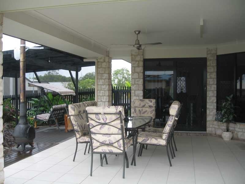 4 Jeana Close, Boyne Island QLD 4680