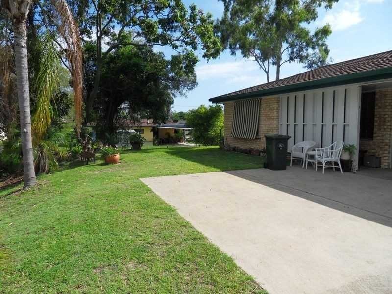 2/8 Hayes Street, Boyne Island QLD 4680