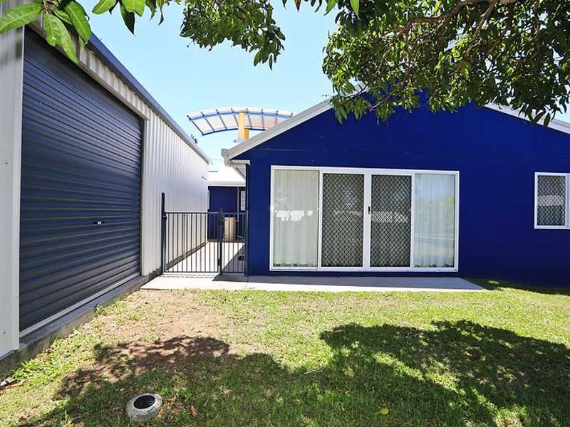 33 Booth Avenue, Tannum Sands QLD 4680