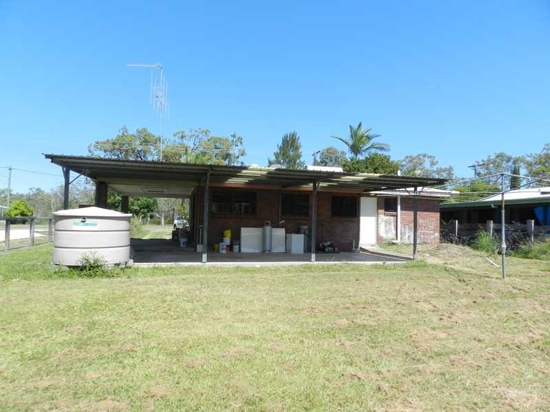 16 Hickman Street, Bororen QLD 4678