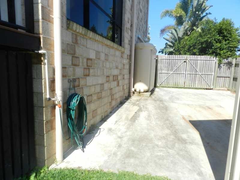19 Jarrah Drive, Boyne Island QLD 4680