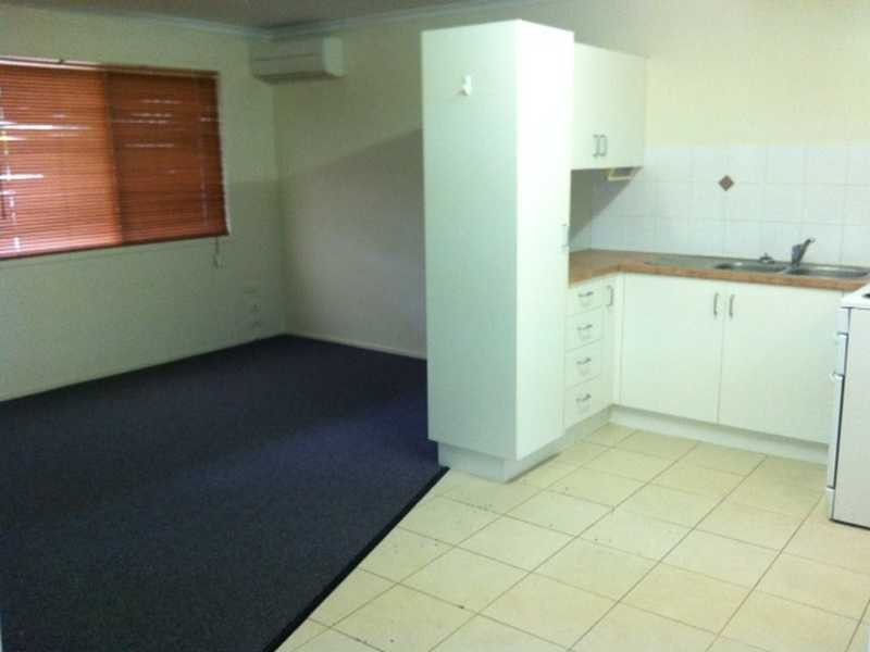 Unit 2/14 McCann Street, South Gladstone QLD 4680